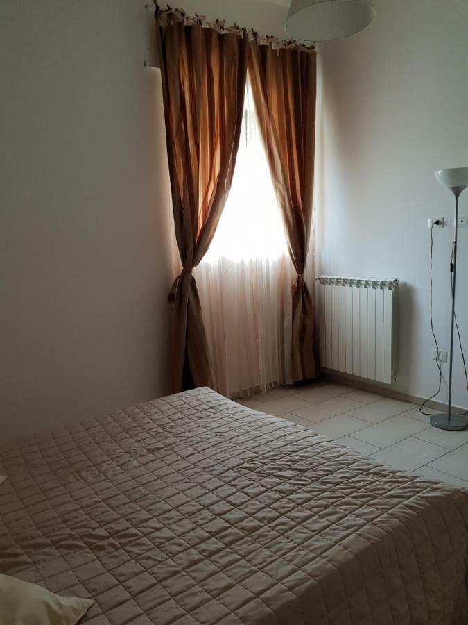 Grazioso Appartamento Vacanze The Lighthouse Paola Exterior foto